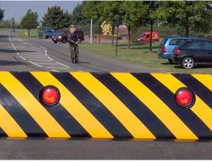 Products » Parking & Entrance Systems » Entrance Security » Road Blockers » Road Blockers
